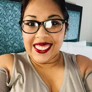 Meet your Posher, Eliza